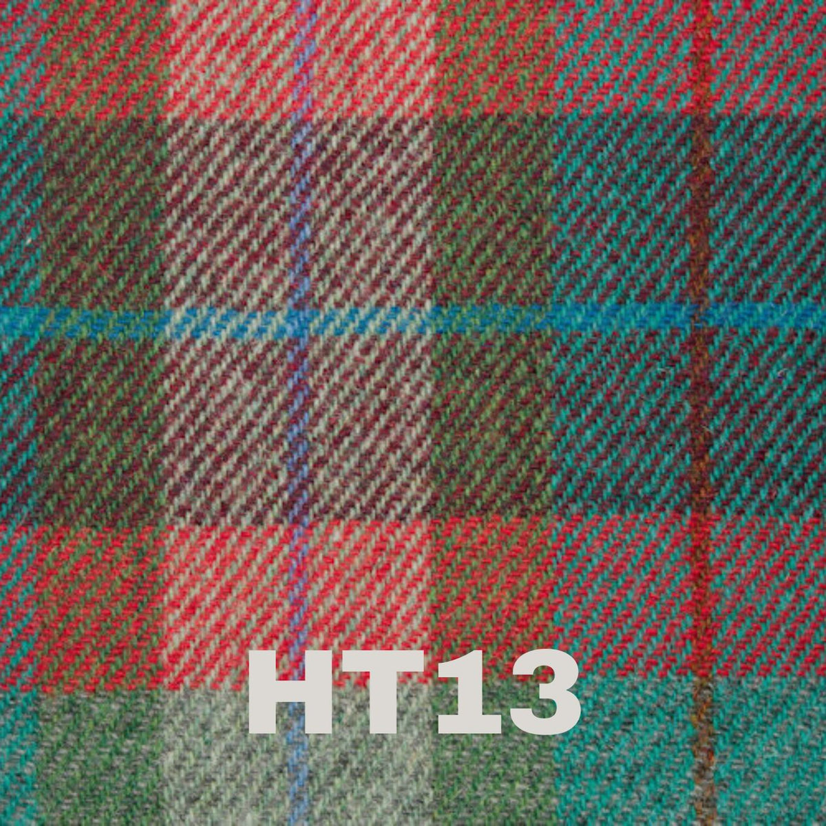 Chess set with 6oz Harris Tweed Hip flask set