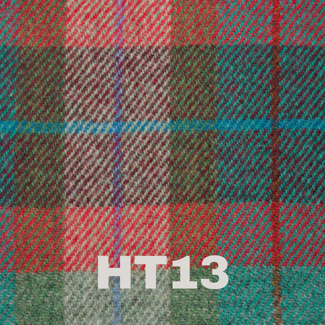 Chess set with 6oz Harris Tweed Hip flask set